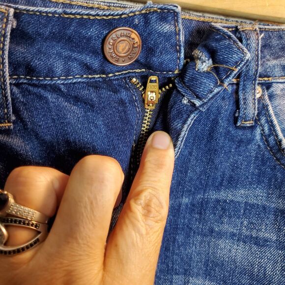 YMY DISTRESSED Dream Authentic Denim Shorts Size 9/29 - Picture 3 of 12